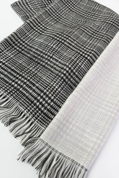 AKS-17104 Taş Rengi Çift Taraflı Kazayağı Desenli Dokuma Şal (1)