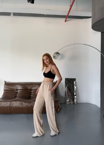 7003 Modal Bej Rengi Çıtçıtlı Modal Kumaş Bel Lastikli Palazzo Eşofman (1)