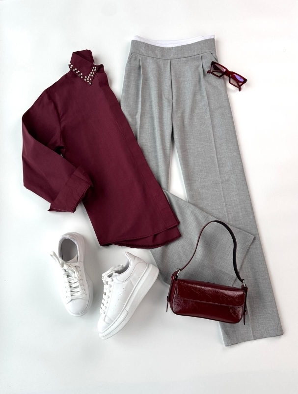 K064 Bordo Düğmeli Salaş Gömlek Gri Bel Tasarım Palazzo Pantrolon Bordo Rugan Kapaklı Omuz Çantası Bordo Çerçeve Şeffaf Cam İmaj Gözlüğü Beyaz Yüksek Taban Suni Deri Muadil Snekaer Beşli Kombin