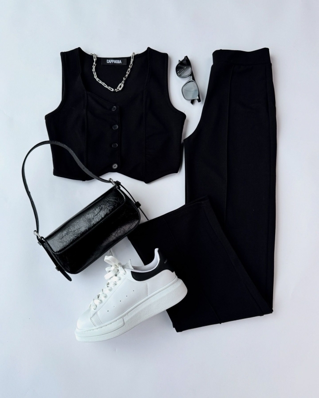 K076 Siyah Yelek/Pantolon İkili Takım Siyah Rugan Kemer Detaylı Kapaklı Omuz Çanta Beyaza Siyah Detaylı Yüksek Taban Suni Deri Muadil Snekaer Dörtlü Kombin