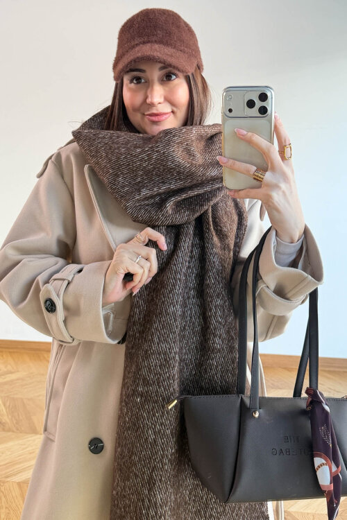 AKS-17103 Acı Kahve Kırçıllı Yumuşak Doku Püsküllü Şal (1)