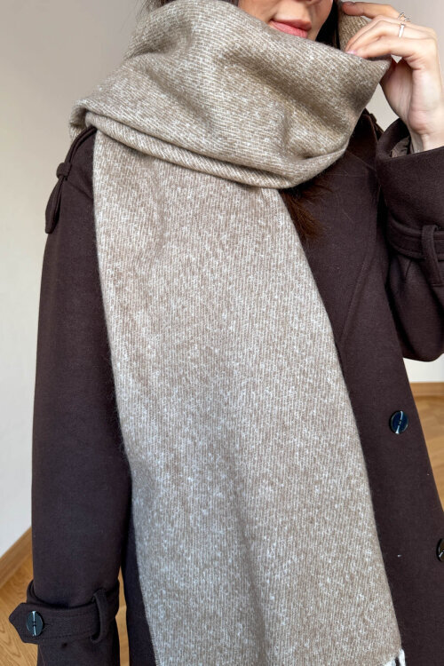 AKS-17103 Vizon Kırçıllı Yumuşak Doku Püsküllü Şal (1)