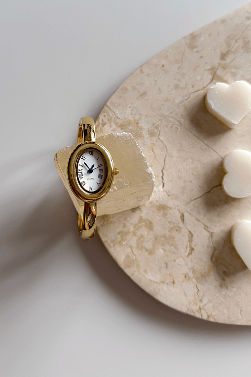 Asia Beyaz Oval Kadran Gold Metal Kelepçe Kadın Kol Saati 