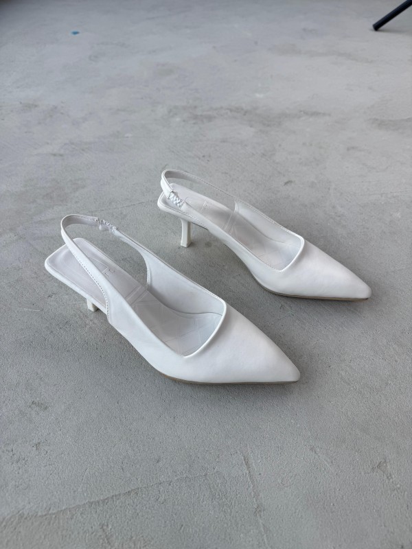 AYK-0101 Beyaz Mat Deri Sivri Burun Zr Model Topuklu Ayakkabı - 1