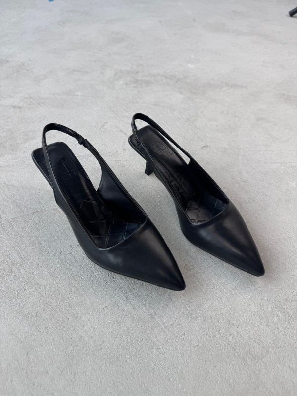 AYK-0101 Siyah Mat Deri Sivri Burun Zr Model Topuklu Ayakkabı - 1