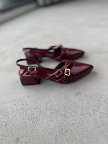 AYK-027 Bordo Rugan Kemer Detay Bilek Bağlı Kısa Topuklu Ayakkabı - 2