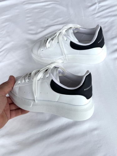 AYK-1017 Beyaza Siyah Detaylı Yüksek Taban Suni Deri Muadil Snekaer - 6