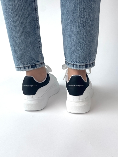 AYK-1017 Beyaza Siyah Detaylı Yüksek Taban Suni Deri Muadil Snekaer - 9