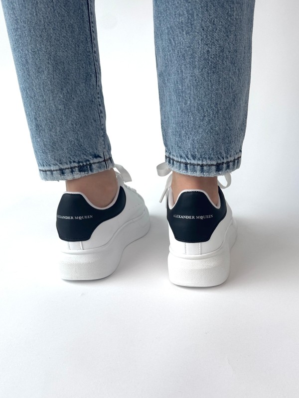 AYK-1017 Beyaza Siyah Detaylı Yüksek Taban Suni Deri Muadil Snekaer - 9