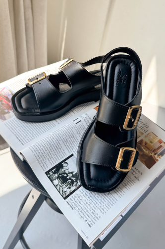 AYK-1021 Siyah Gold Tokalı Urban Comfort Sandalet 