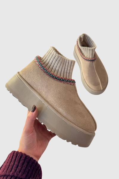 AYK-1024 Taş Rengi Örgü Bilek Detaylı İçi Kürklü Bot