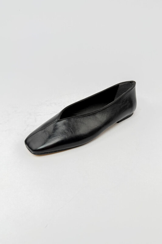 BBT-151 Siyah Rugan Dikiş Detaylı Rahat Taban Babet - 3