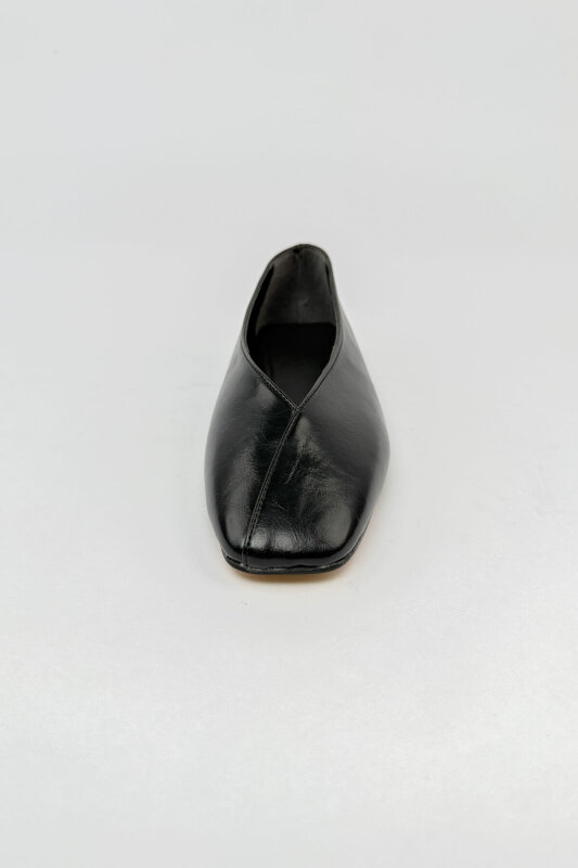 BBT-151 Siyah Rugan Dikiş Detaylı Rahat Taban Babet - 4