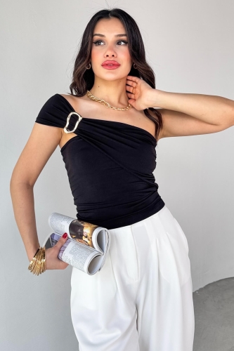 BLZ-06283 Siyah Gold Toka Detaylı Yan Büzgülü Straplez Bluz - 1
