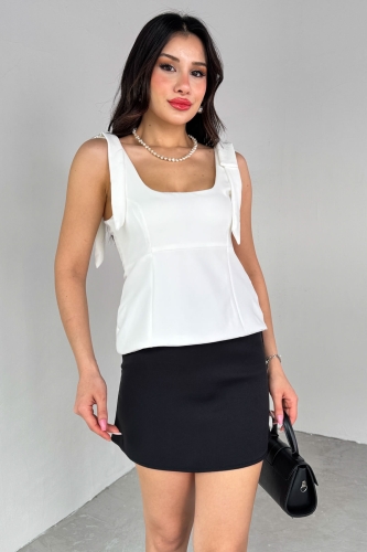 BLZ-06286 Beyaz Havuz Yaka Askılı Bluz - Cappmoda