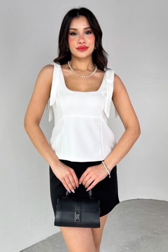 BLZ-06286 Beyaz Havuz Yaka Askılı Bluz - 3