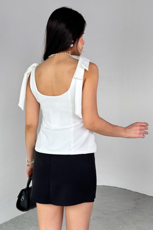 BLZ-06286 Beyaz Havuz Yaka Askılı Bluz - 7