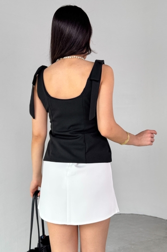 BLZ-06286 Siyah Havuz Yaka Askılı Bluz (1)