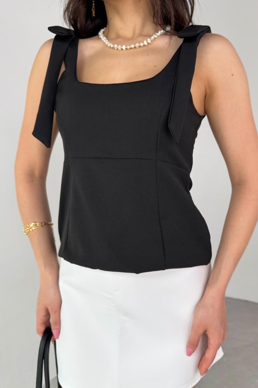 BLZ-06286 Siyah Havuz Yaka Askılı Bluz - 3