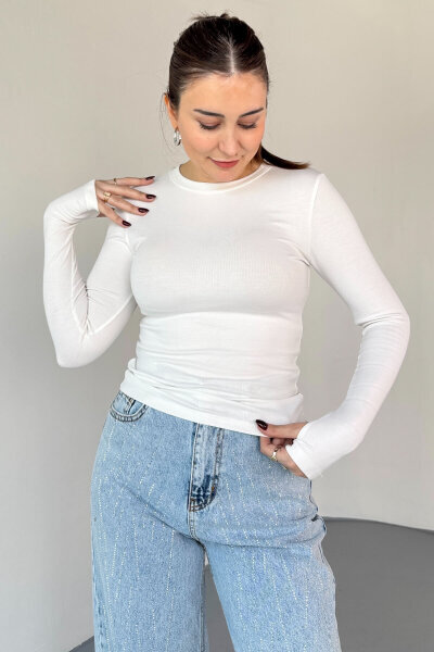 BLZ-06289 Beyaz Parmak Geçirmeli Merserize Likralı Pamuklu Basic Bluz 