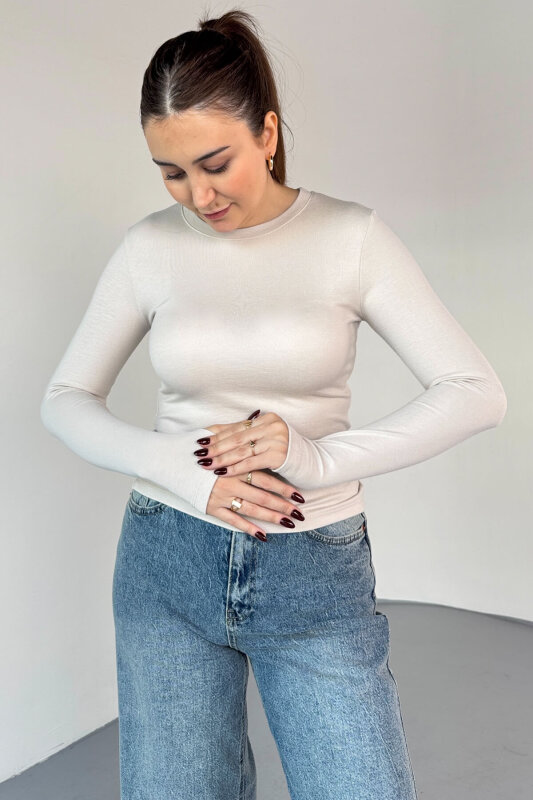 BLZ-06289 Taş Rengi Parmak Geçirmeli Merserize Likralı Pamuklu Basic Bluz  - 1