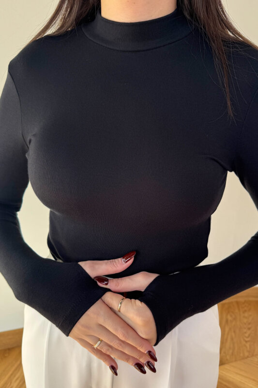 BLZ-06290 Siyah Dik Yaka Parmak Geçirmeli Merserize Likralı Pamuklu Basic Bluz - 2