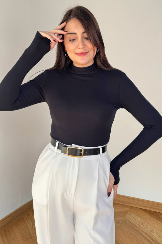 BLZ-06290 Siyah Dik Yaka Parmak Geçirmeli Merserize Likralı Pamuklu Basic Bluz - 1