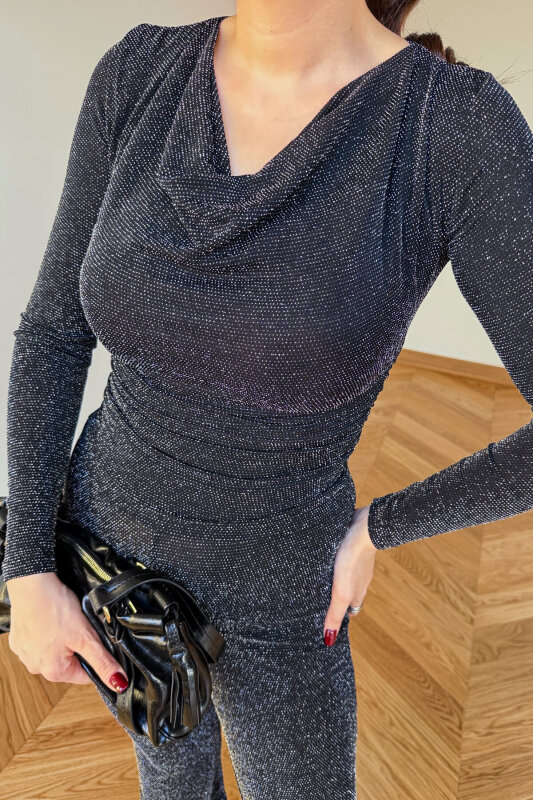 BLZ-83637 Siyah Simli Drapeli Şal Yaka Bluz - 2