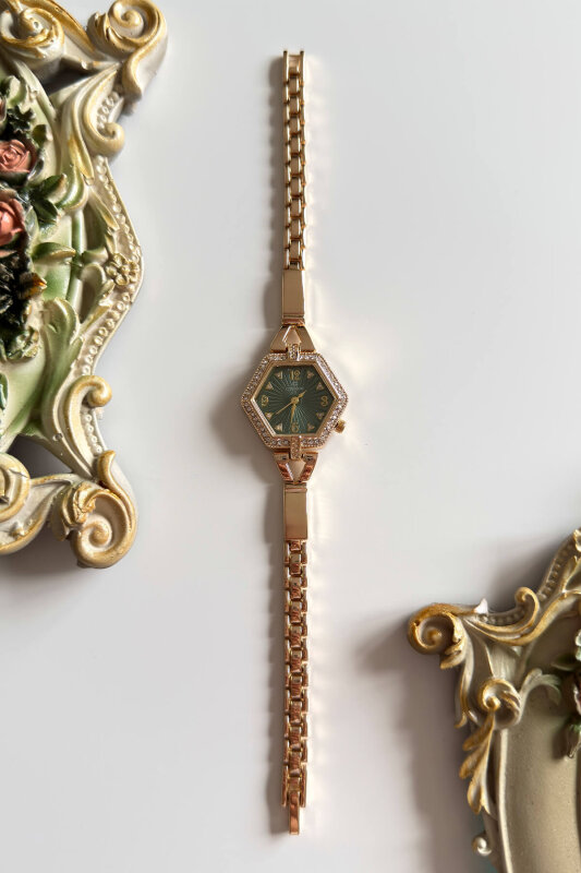 Calina Yeşil Taşlı Geometrik Kadran Gold Çelik Kordon Kadın Kol Saati - 1