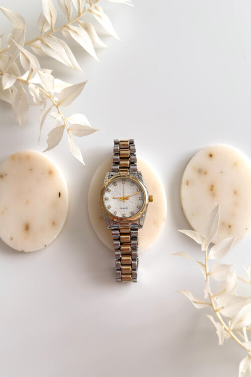 Carol Beyaz Desenli Kadran Silver-Gold Kordon Kadın Kol Saati