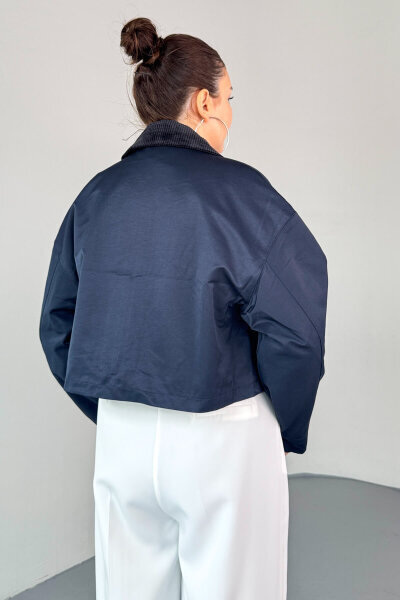 CKT-0242 Lacivert Kadife Yaka Astarlı Crop Ceket - 4