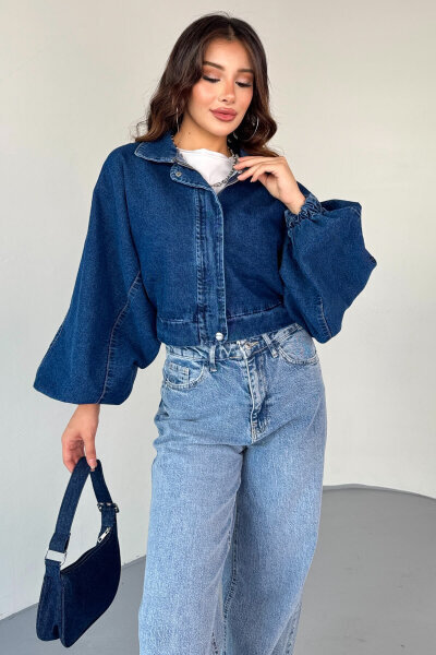 CKT-12451 Mavi Yarasa Kol Fermuar Üstü Çıtçıt Detaylı Kısa Denim Ceket - 1