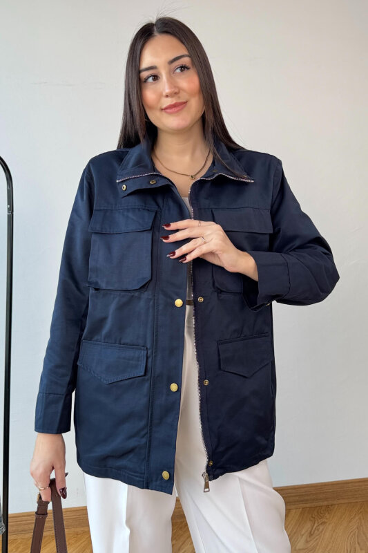 CKT-12465 Lacivert Vatkalı Dik Yaka Fermuarlı Çıtçıtlı Körük Cepli Astarlı Mont - 2