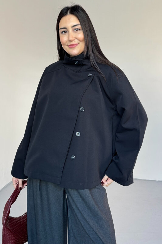 CKT-12466 Siyah Dik Yaka Gizli Düğmeli Cepli Astarlı Kısa Trençkot - 4