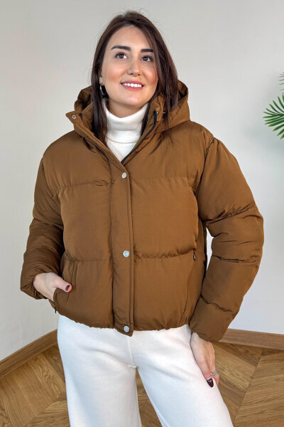 CKT-12475 Kahverengi Kapüşonlu Bel Lastikli Şişme Mont (1)
