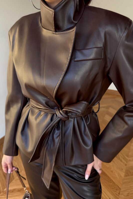CKT-12481 Acı Kahve Astarlı Kuşaklı Vatkalı Suni Deri Ceket - 4