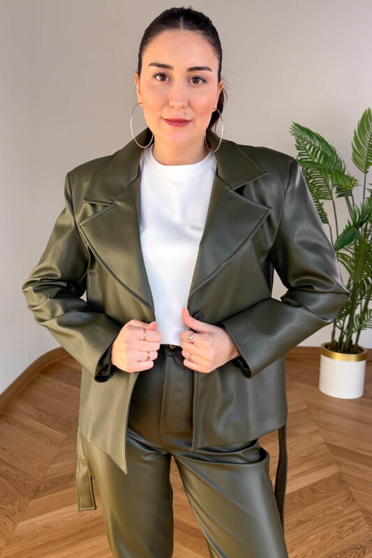 CKT-12481 Haki Astarlı Kuşaklı Vatkalı Suni Deri Ceket - 1