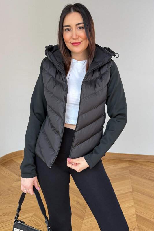 CKT-12484 Siyah Scuba Kollu Kapitone Tasarım Kapüşonlu Mont - 1