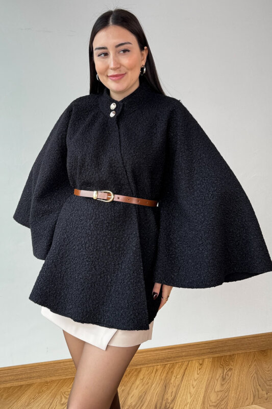 CKT-1506 Siyah Buklet Kumaş Gold Düğme Detaylı Kemerli Panço - 3