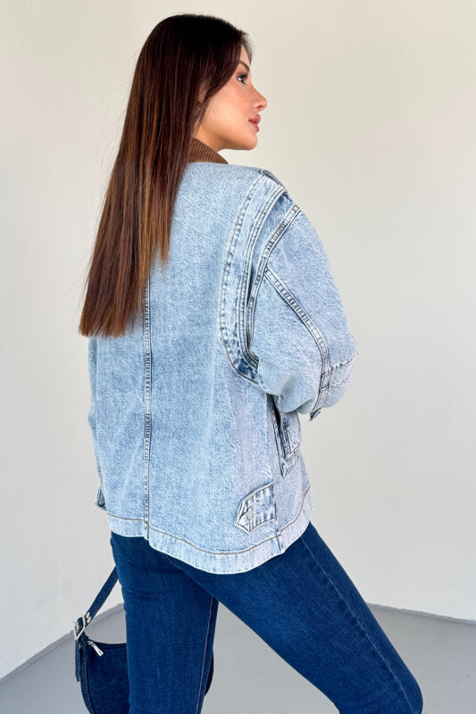 CKT-2826 Açık Mavi Taşlanmış Denim Kadife Yaka Oversize Ceket - 4