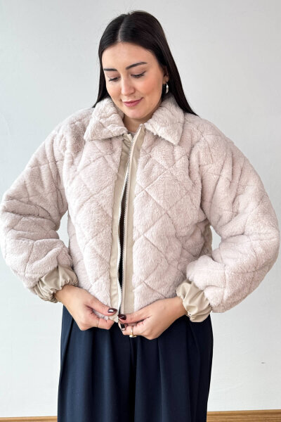 CKT-7022 Bej Baklava Desen Suni Deri Detaylı Astarlı Fermuarlı Kürk Ceket - 1