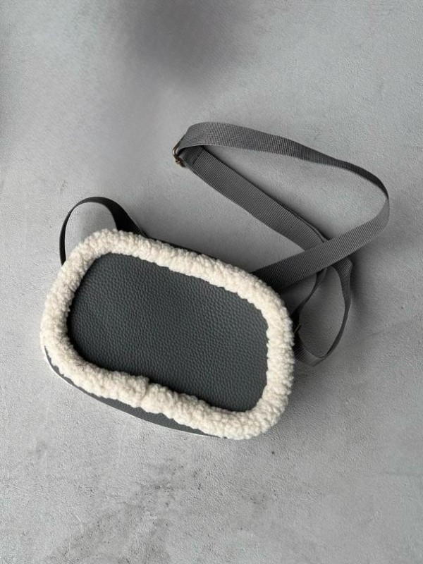 ÇNT-3005 Füme Kürklü Detaylı Kare Omuz ve Kol Çantası - 1