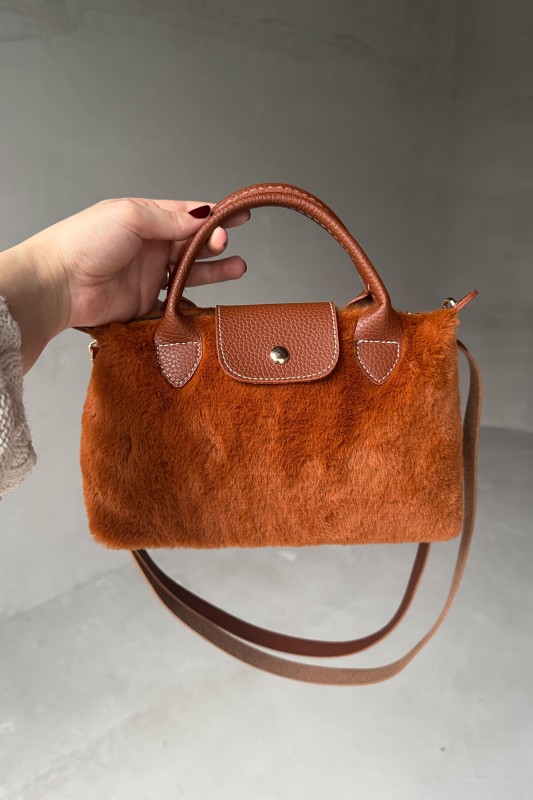 ÇNT-3011 Taba Kürklü Kumaş Kapaklı Mini Boy El ve Omuz Çantası - 1