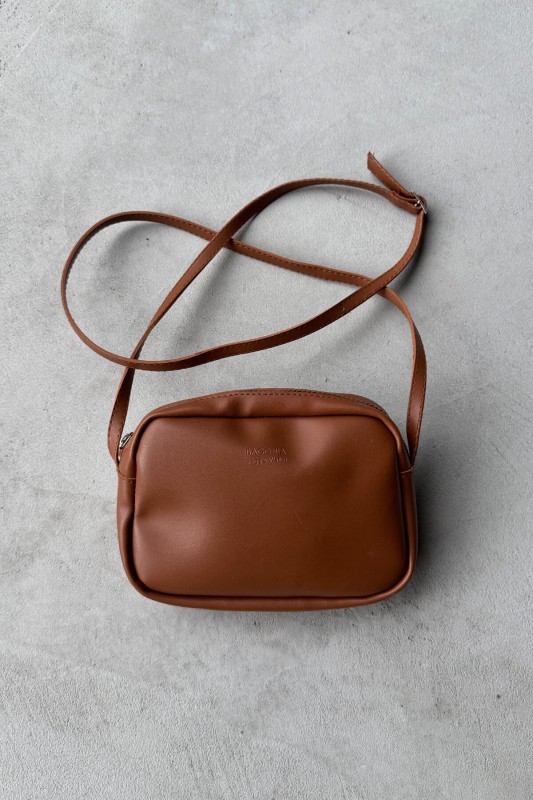 ÇNT-3013 Taba Mini Kare Suni Deri Uzun Askılı Omuz Çantası - 1