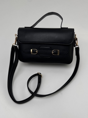 ÇNT-3015 Siyah Çift Toka Detaylı Crossbody Omuz Çantası - Cappmoda