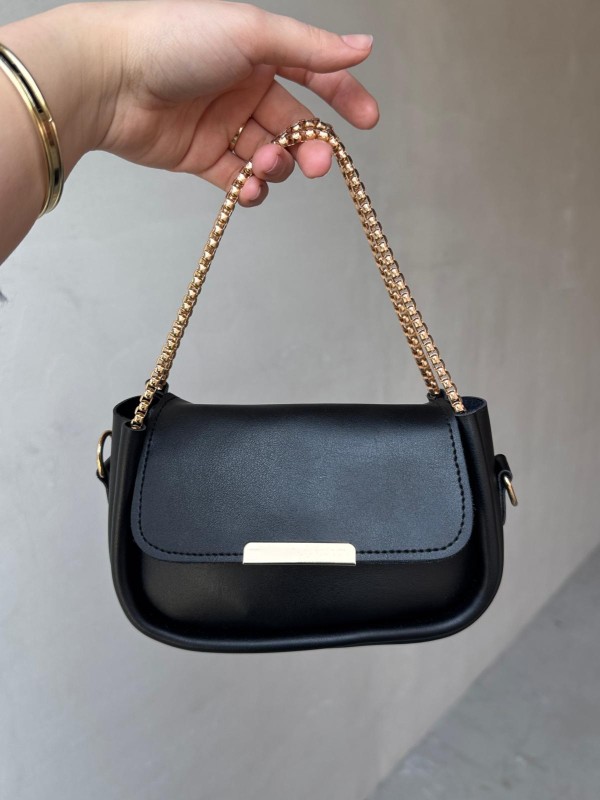 ÇNT-3016 Siyah Zincir Askılı Suni Deri Crossbody Omuz Çantası - 1