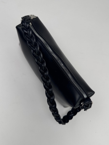 ÇNT-3017 Siyah Örgü Askı Detay Fermuarlı Suni Deri Crossbody Omuz Çantası - 2