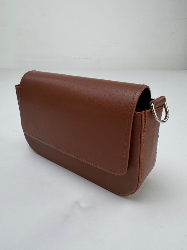 ÇNT-3019 Taba Kapalı Kalın Askı Suni Deri Crossbody Omuz Çantası - 1