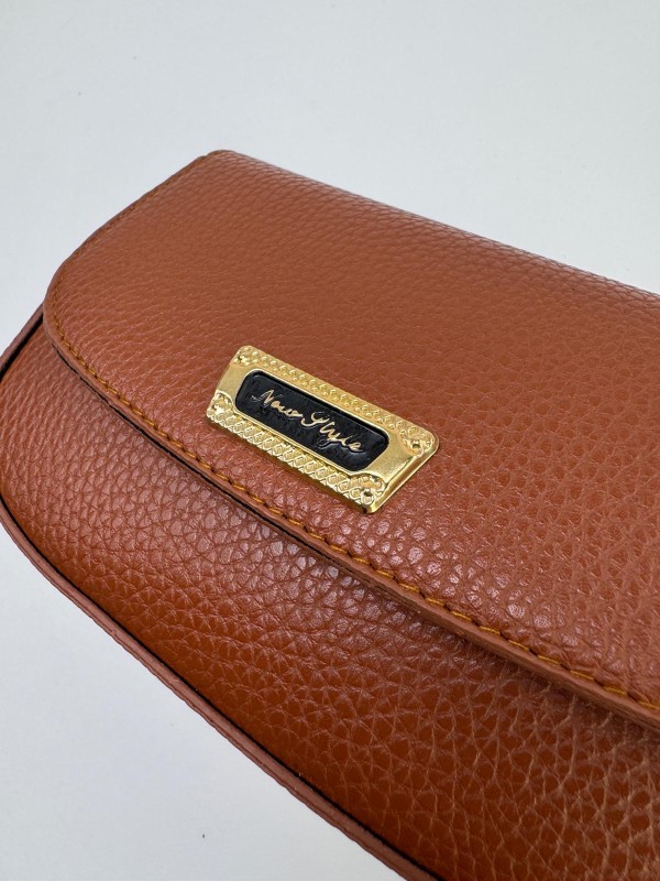 ÇNT-3020 Taba New Style Gold Yazılı Suni Deri Crossbody Omuz Çantası - 2