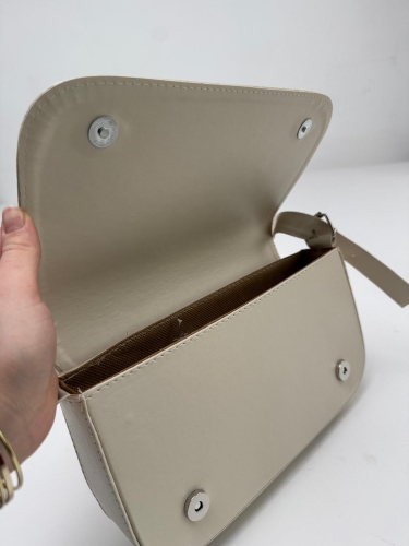 ÇNT-3022 Krem Rengi Askılı Baget Suni Deri Omuz Çantası - 3